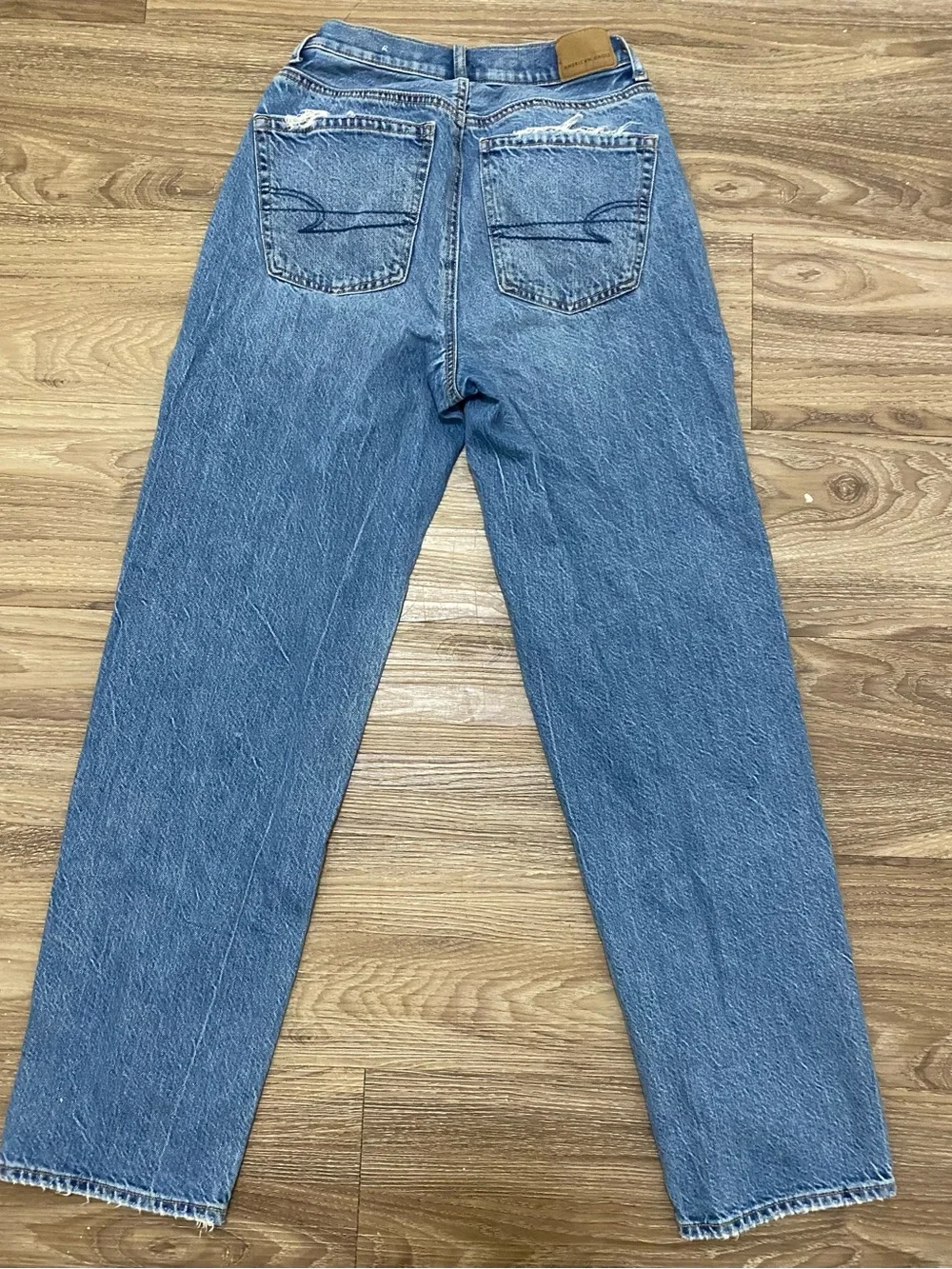 American Eagle Outfitters Vintage Wash Blue Straight-Leg Jeans